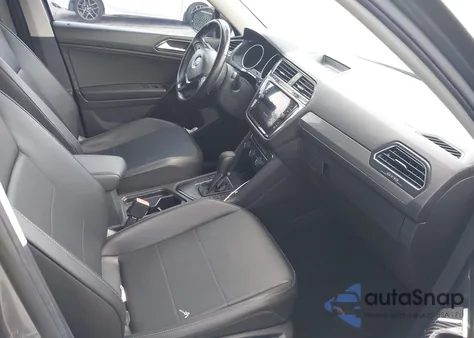 2018 Volkswagen Tiguan 2.0T Se/2.0T Sel from USA, damaged, VIN 3VV3B7AX5JM220827